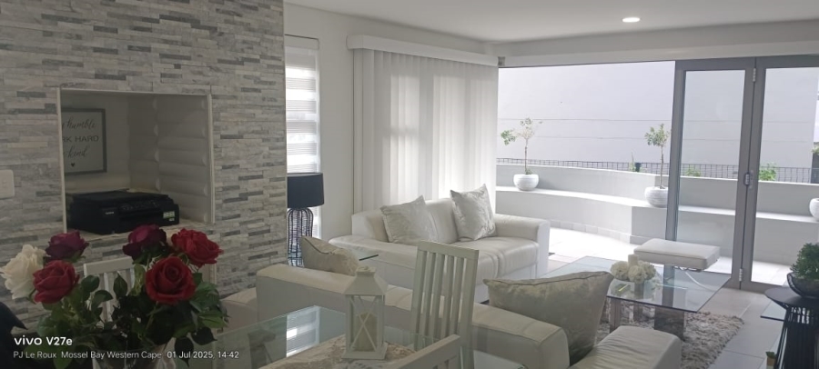 2 Bedroom Property for Sale in Island View Western Cape